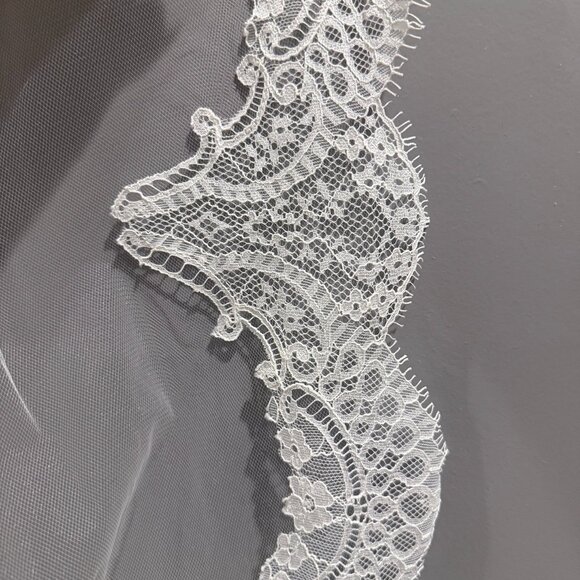 NWT: Matthew Christopher Couture Bridal, Adaline Chapel Veil - Picture 2 of 6